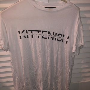 Kittenish tee